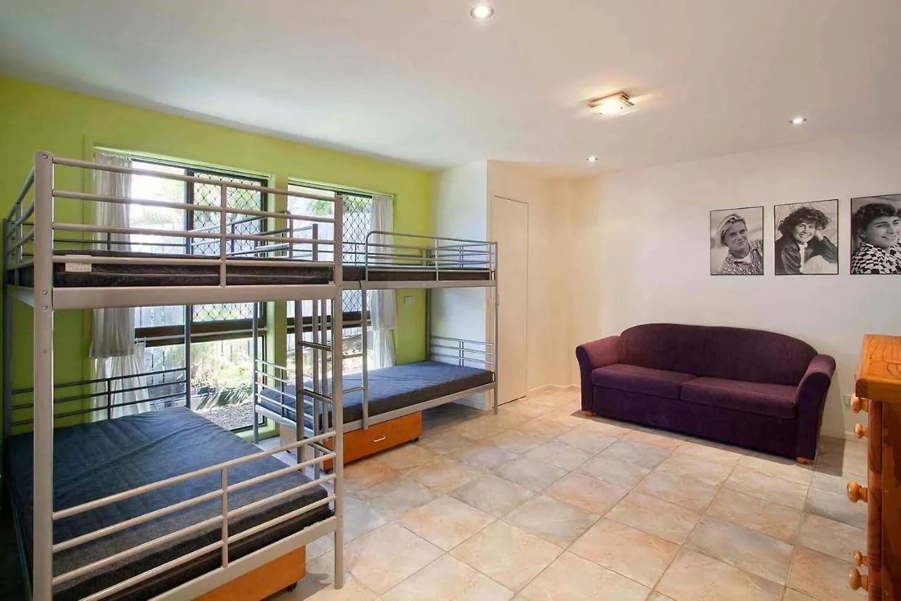 Stevens St Pet Friendly Original Sunshine Beach Beach House 0*,  오스트레일리아